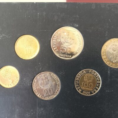 Últimas moedas de escudos emitidas pelo BCP