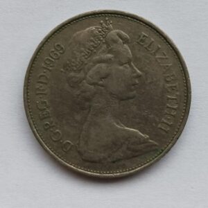 Moedas de vários pence inglesas
