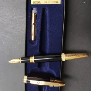 Caneta em ouro Hachette